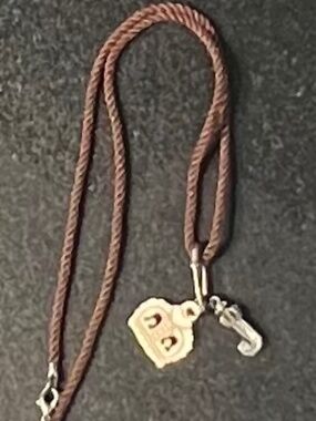 VTG Juicy Couture Y2K Crown J Initial Safety Pin Brown Rope Cord Charm Necklace